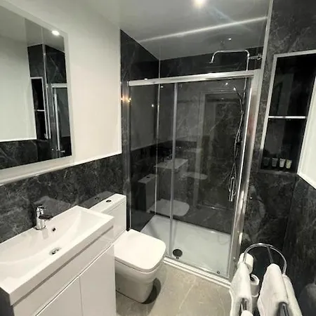 The Florence Guest house Whitby
