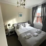 The Florence Konukevi 4*