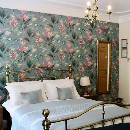 The Florence 4* Whitby
